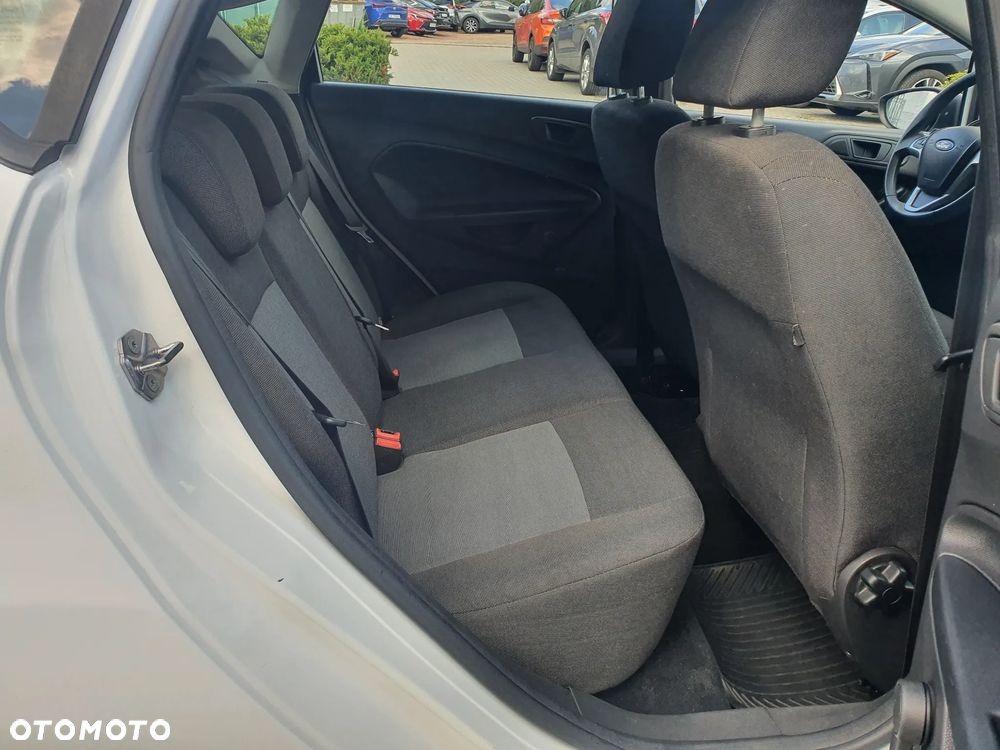 Ford Fiesta 1.25 Ambiente - 23