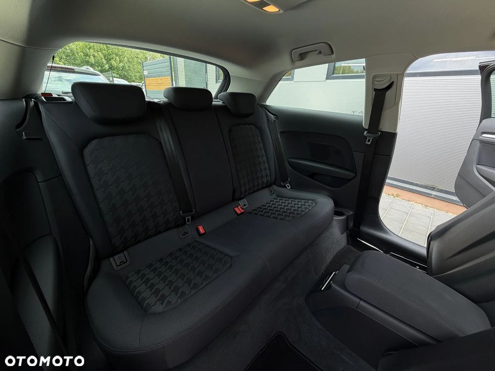 Audi A3 3-drzwiowe 1.4 TFSI Ambiente - 18