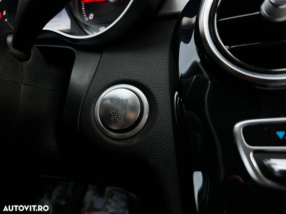 Mercedes-Benz C - 23