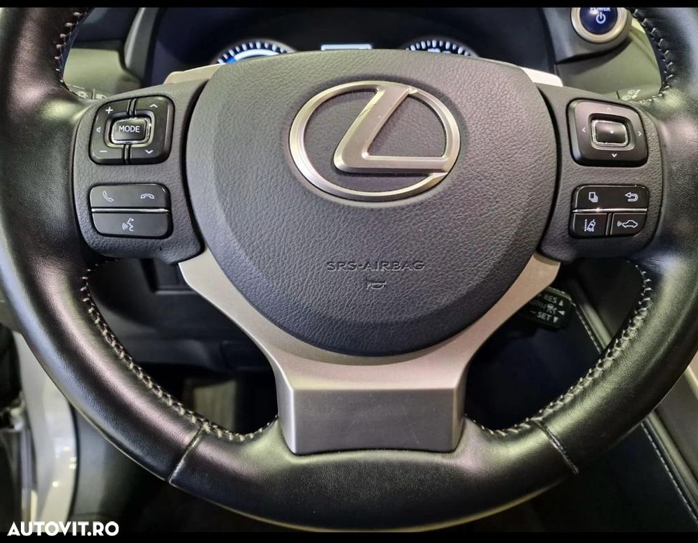 Lexus Seria NX - 18