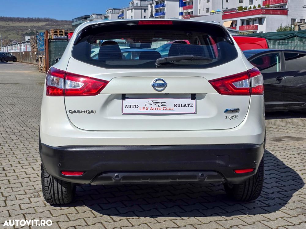 Nissan Qashqai 1.5 DCI N-Connecta - 10