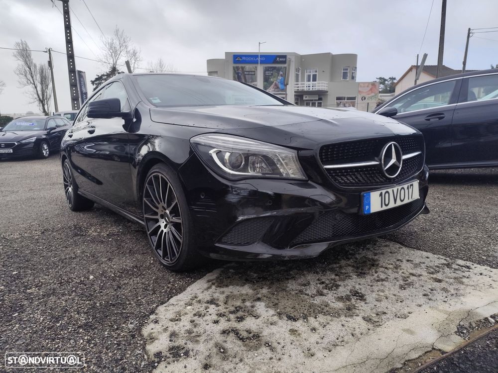 Mercedes-Benz CLA 220 d Shooting Brake AMG Line Aut. - 2