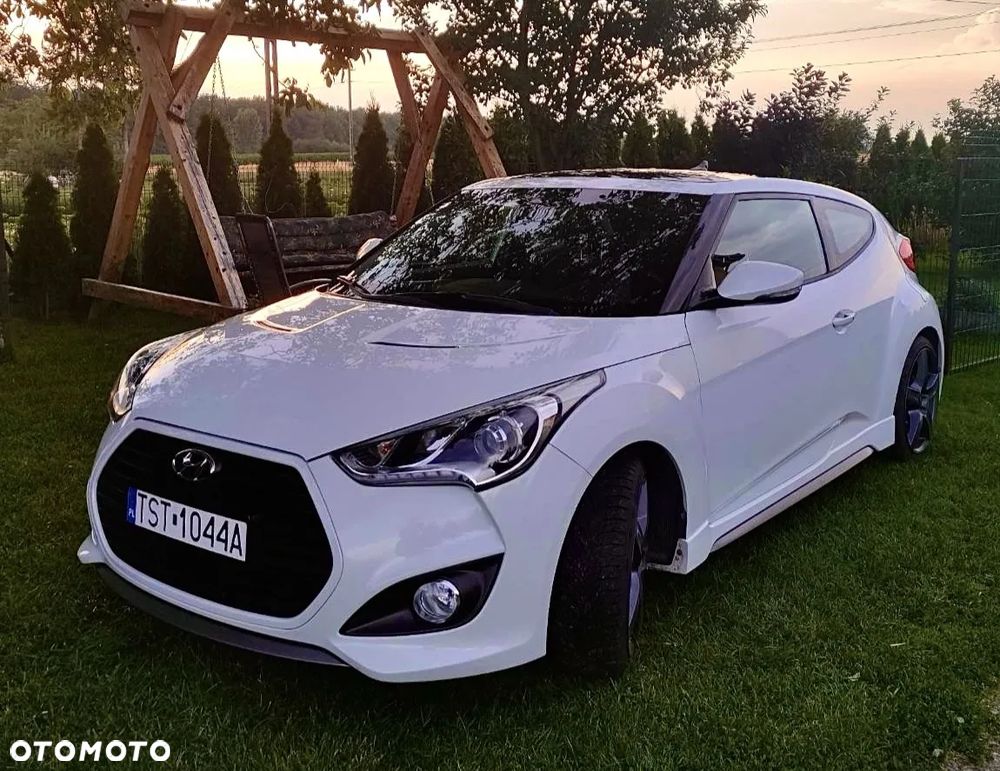 Hyundai Veloster - 1