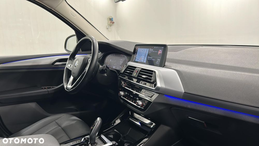 BMW X3 xDrive20i - 15