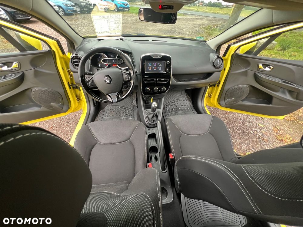 Renault Clio - 16