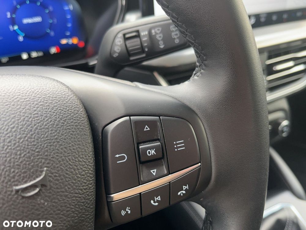 Ford Focus - 36