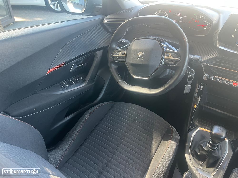 Peugeot 2008 1.2 PureTech Active Pack - 19