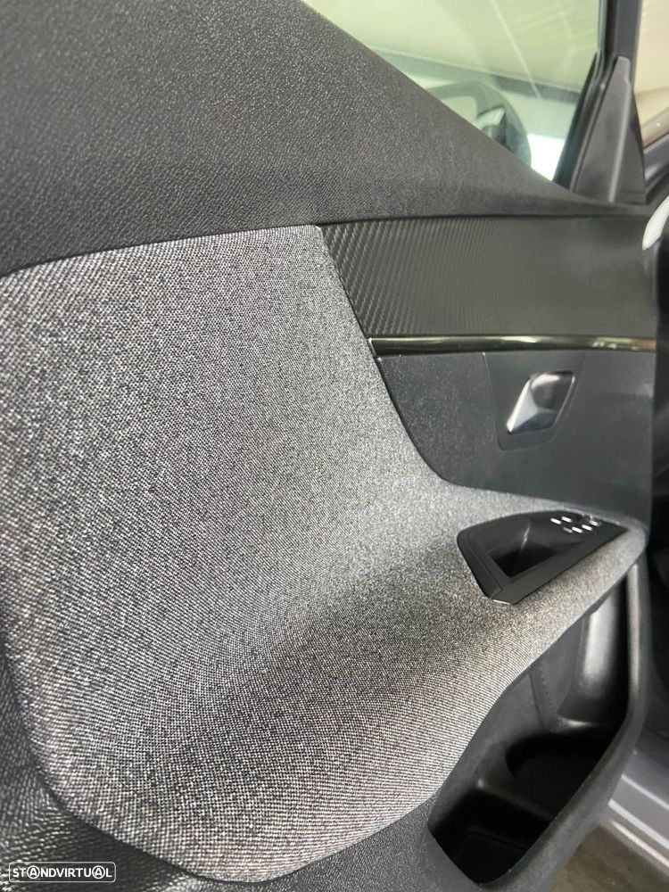 Peugeot 3008 1.5 BlueHDi Active Pack EAT8 - 21