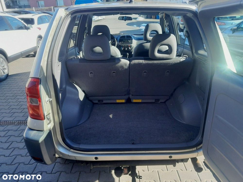 Toyota RAV4 2.0 VVT-i 4x4 - 20