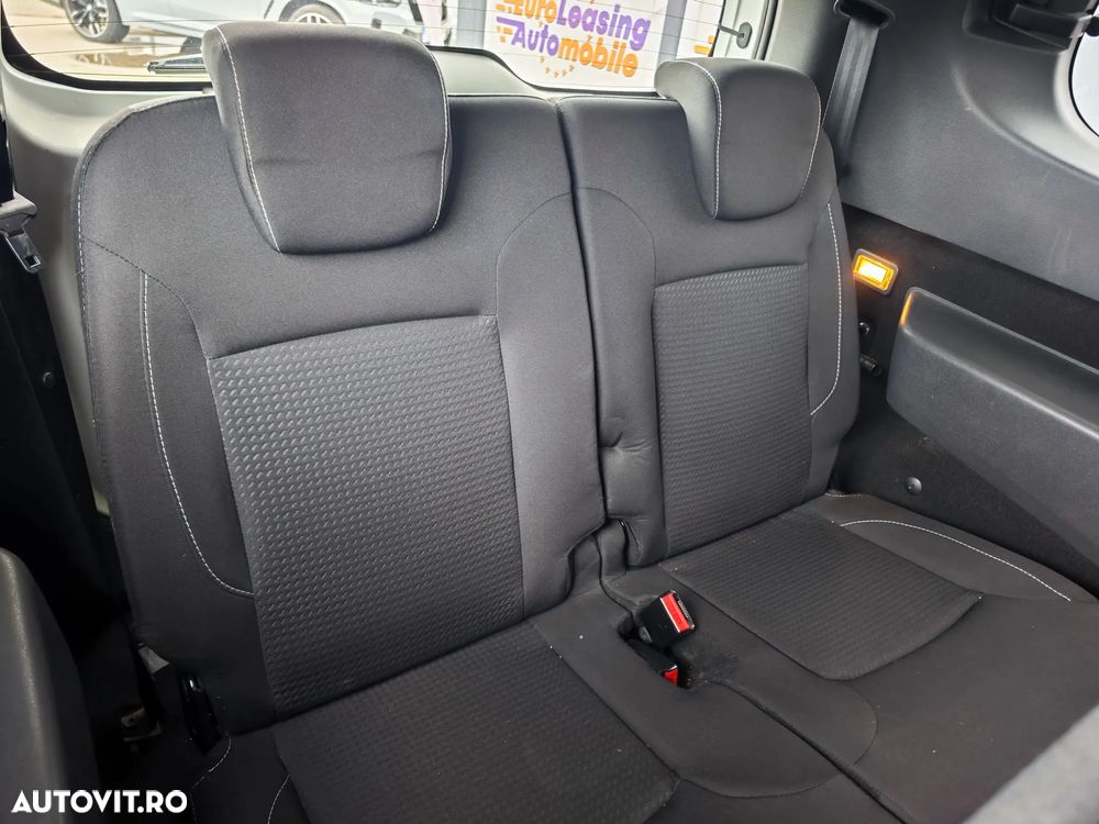 Dacia Lodgy 1.5 Blue dCi Laureate - 16
