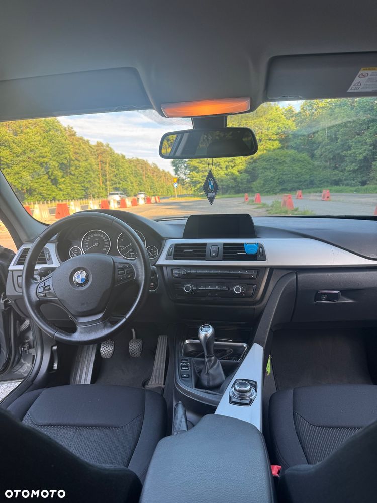 BMW Seria 3 316d - 7