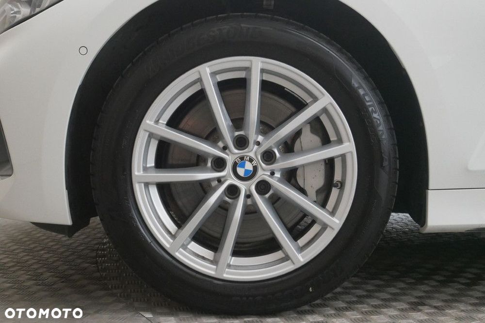 BMW Seria 3 - 14