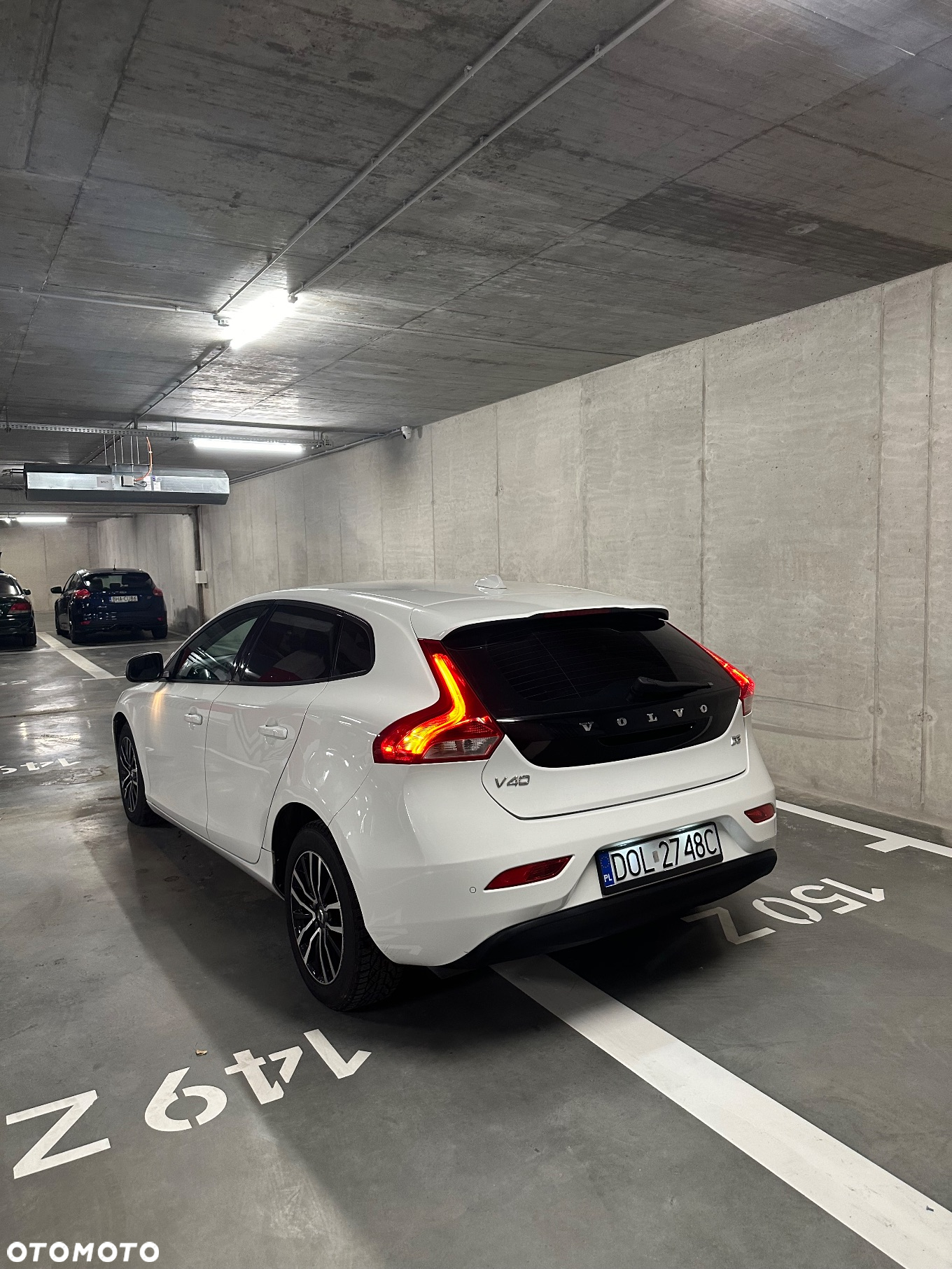 Volvo V40 D3 Drive-E Momentum - 3