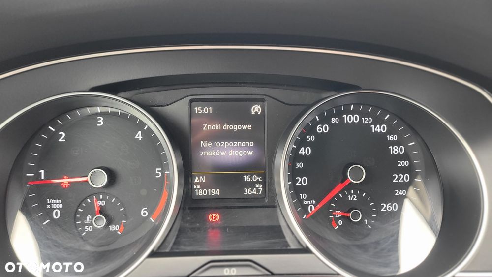Volkswagen Passat Alltrack 2.0 TDI SCR 4Motion DSG (BMT) - 26