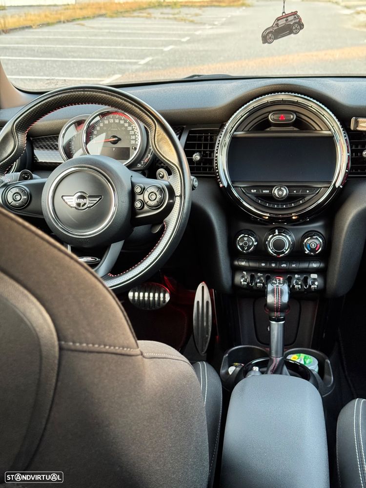 MINI 3 Portas John Cooper Works Aut. - 13