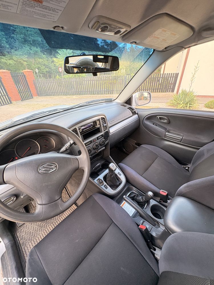 Suzuki Grand Vitara 2.0 HDi - 13