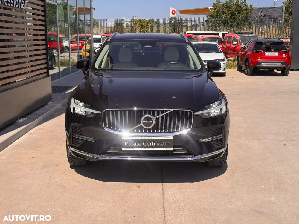 Volvo XC 60 B5 AT AWD MHEV Plus Dark - 4