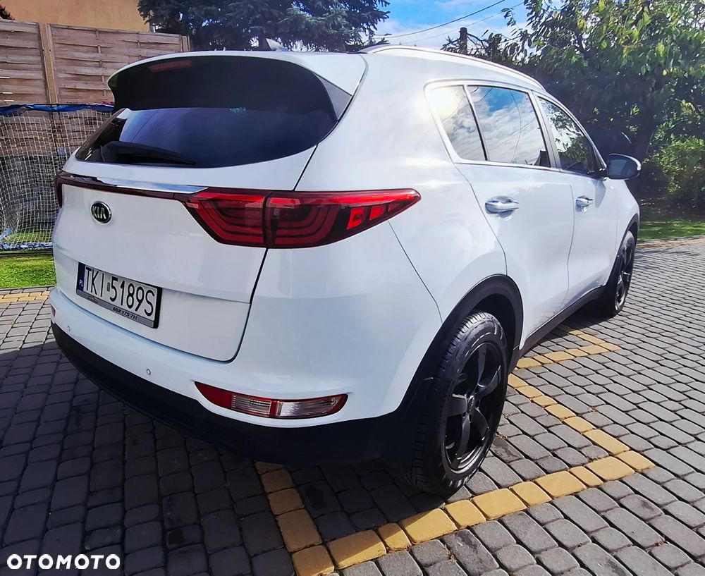 Kia Sportage 1.7 CRDI 2WD ISG Dream-Team Edition - 11
