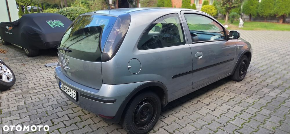 Opel Corsa - 18