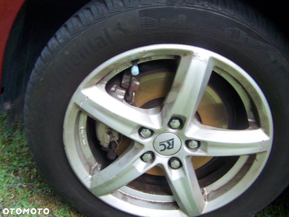 Ford Focus 1.6 TI-VCT SYNC Edition - 16