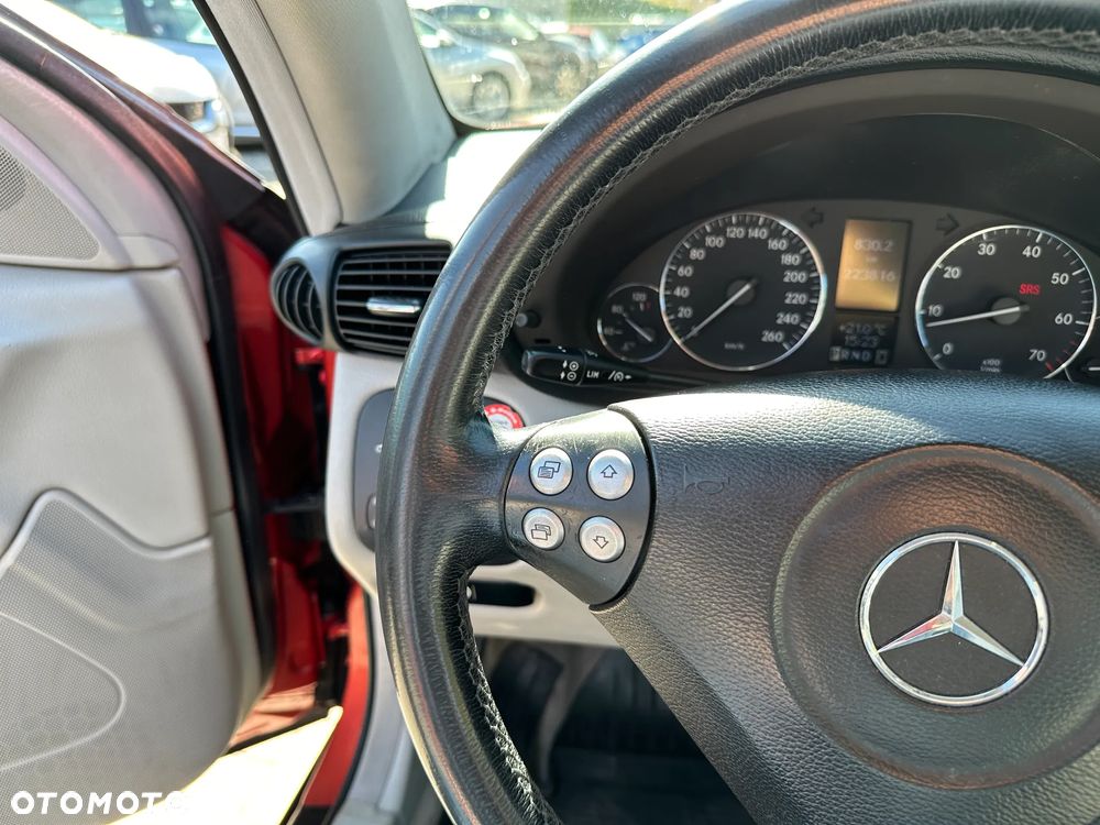 Mercedes-Benz Klasa C - 9