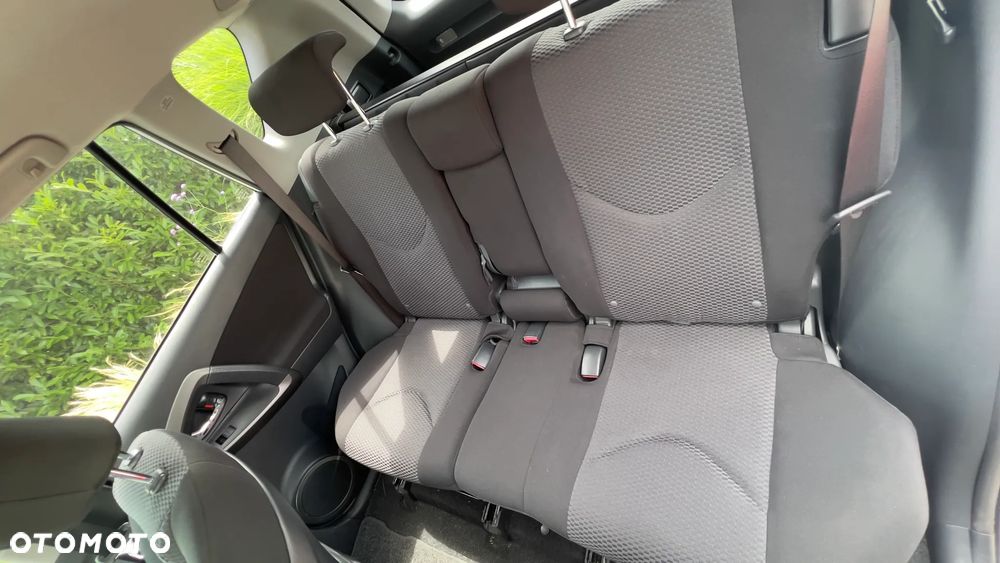 Toyota RAV4 2.2 D-4D 4x2 - 9