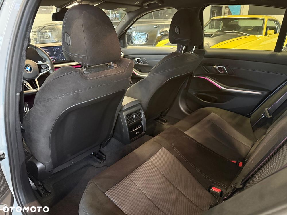 BMW Seria 3 318i M Sport - 7