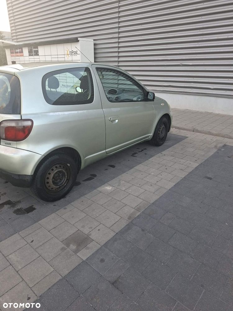Toyota Yaris - 2