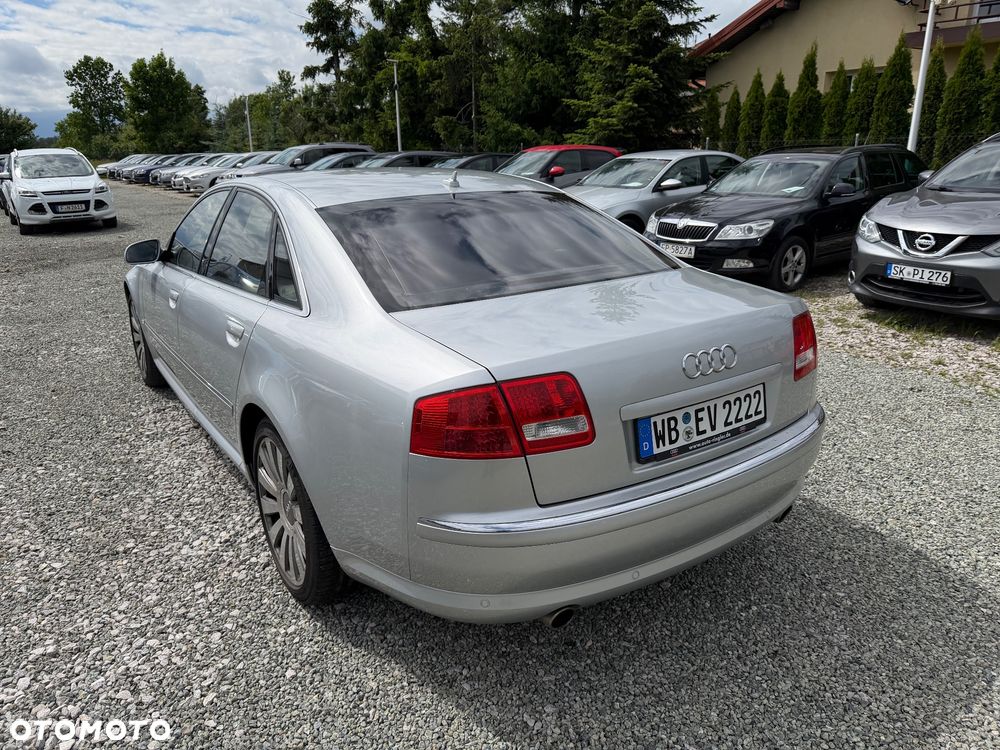 Audi A8 4.2 Quattro - 4