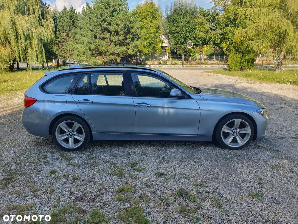 BMW Seria 3 318d - 4