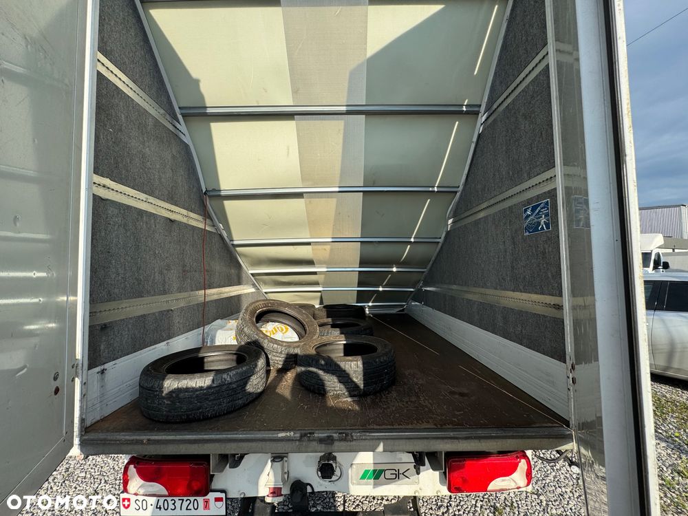 Mercedes-Benz Sprinter - 9