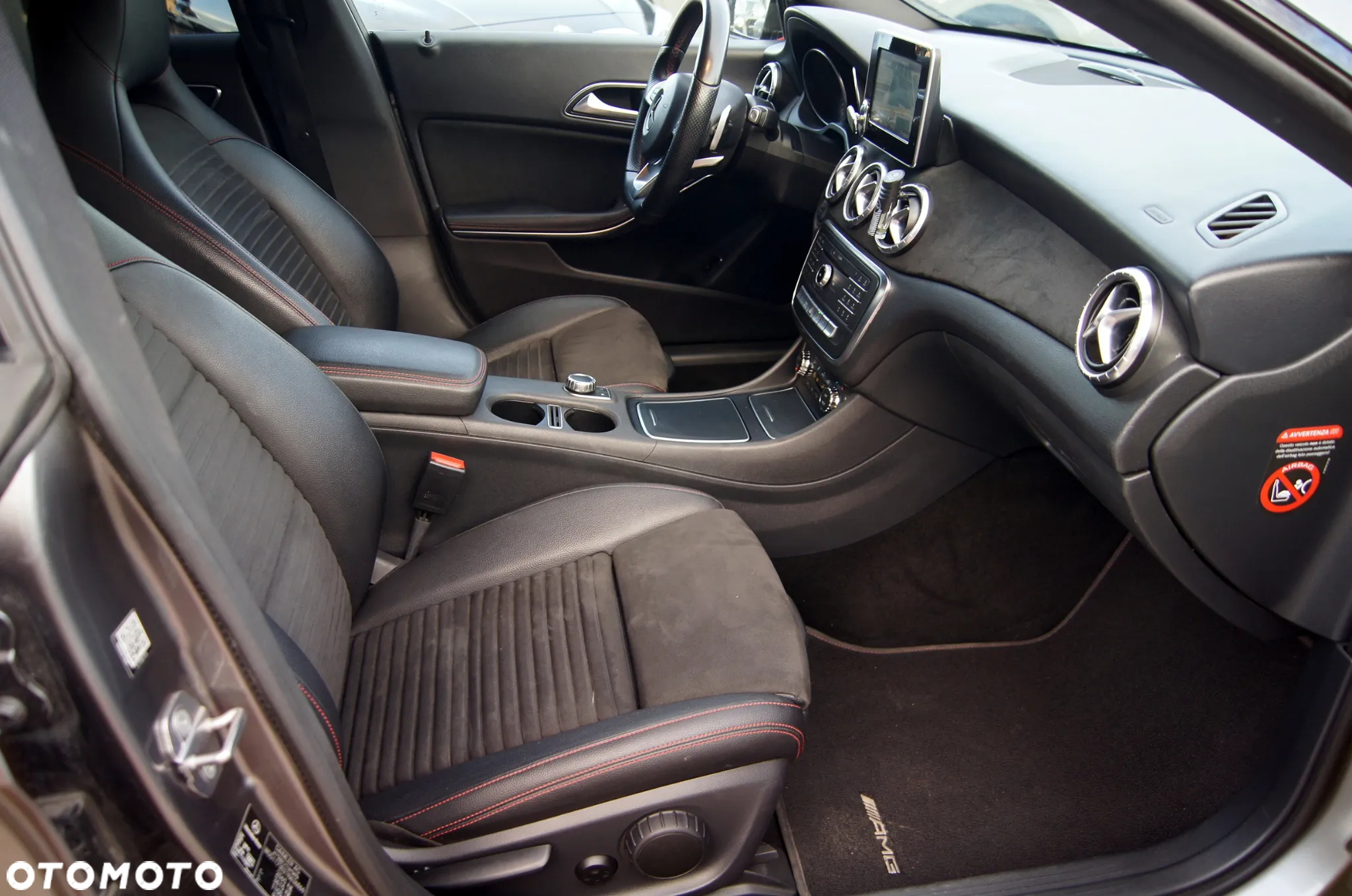Mercedes-Benz CLA 200 (CDI) d 4Matic 7G-DCT AMG Line - 13