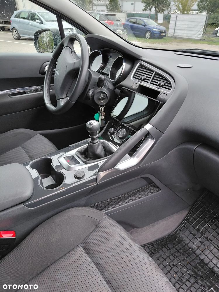 Peugeot 3008 1.6 HDi Trendy - 11