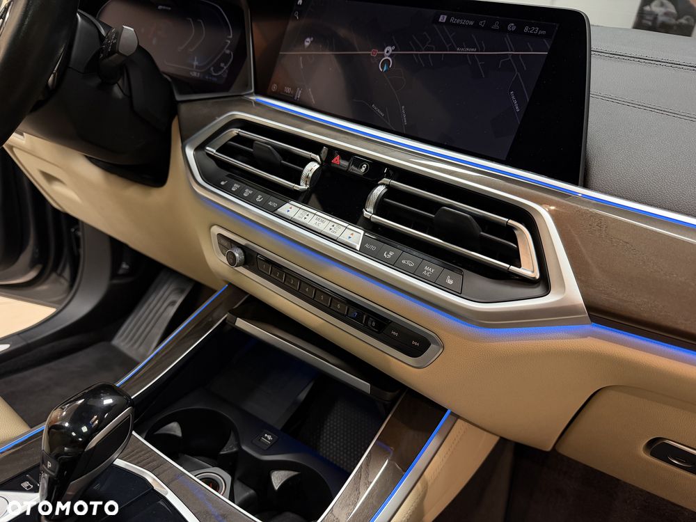 BMW X5 xDrive45e xLine - 37