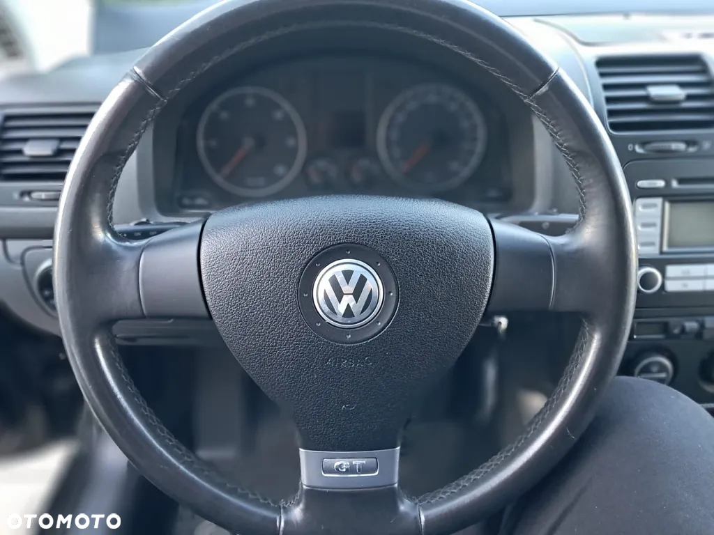 Volkswagen Golf 2.0 TDI DPF GT - 21
