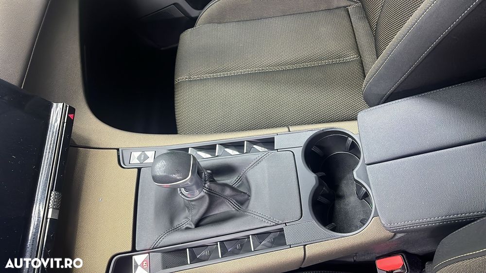 DS Automobiles DS 7 Crossback - 15