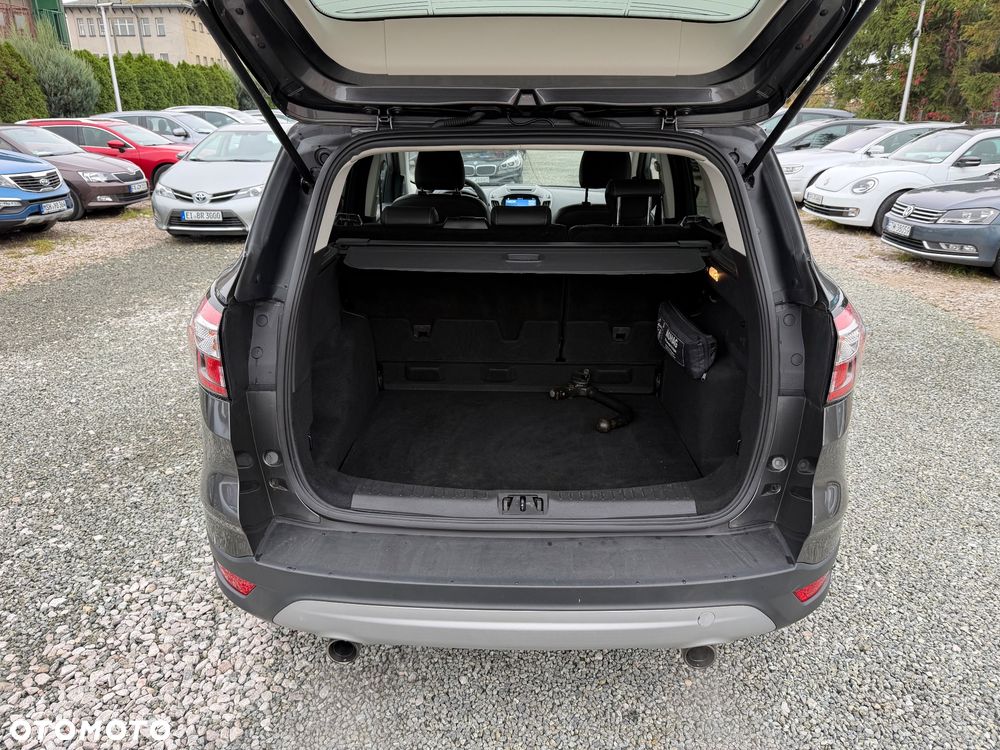 Ford Kuga 1.5 EcoBoost 2x4 Titanium - 34