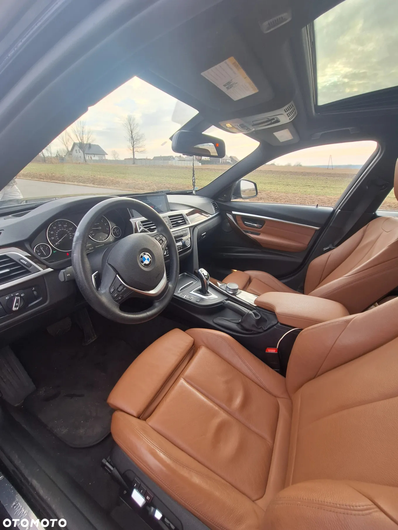 BMW Seria 3 330i xDrive Sport Line - 7
