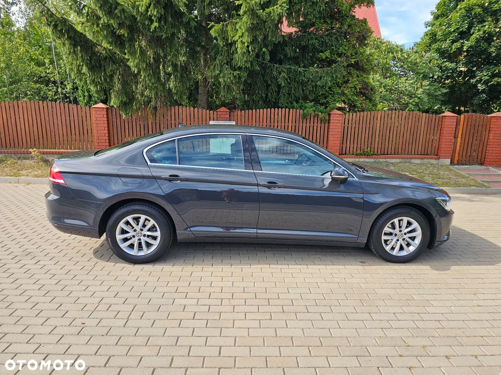 Volkswagen Passat 2.0 TDI BMT Comfortline - 28