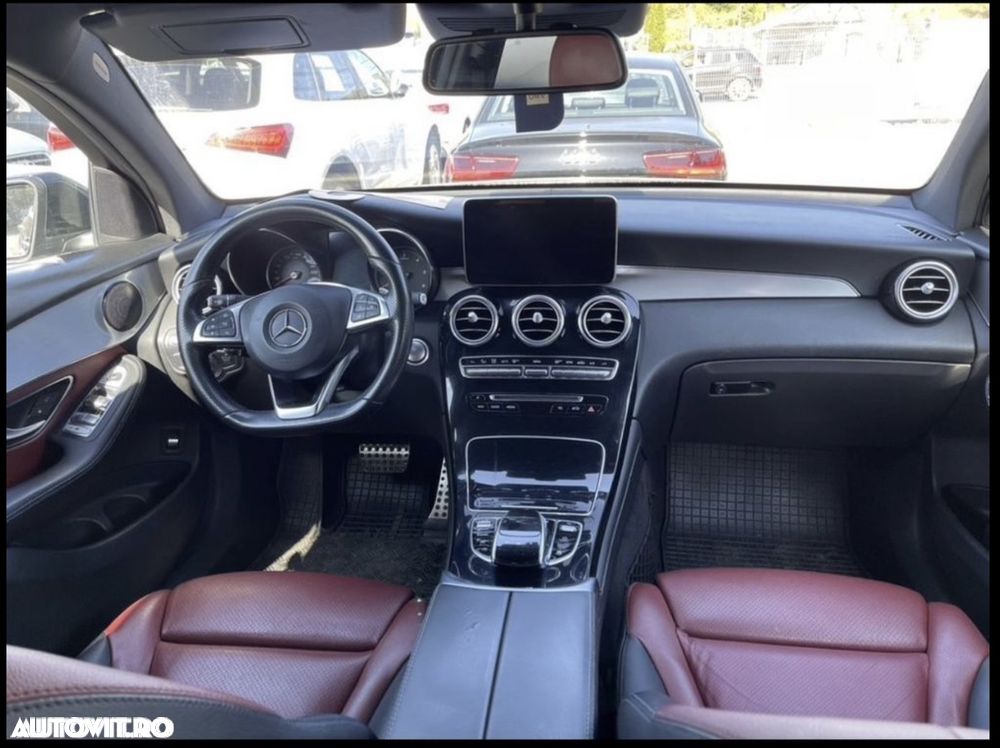 Mercedes-Benz GLC Coupe 250 d 4Matic 9G-TRONIC AMG Line - 6