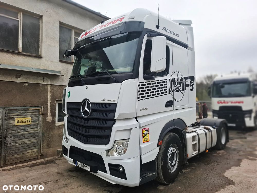 Mercedes-Benz Actros - 5