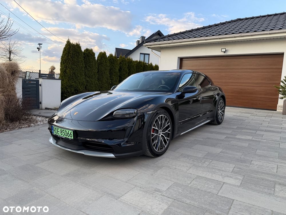 Porsche Taycan 4S Performance Plus - 1