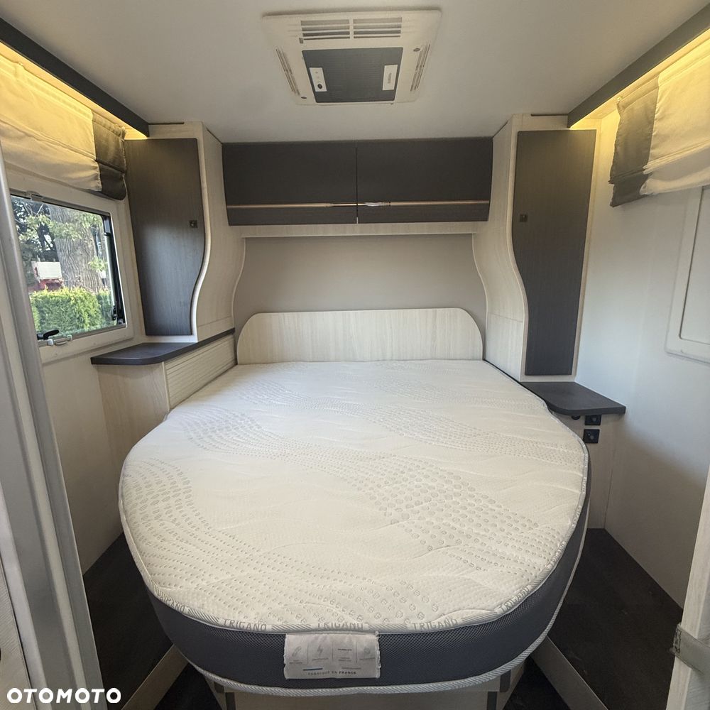 Ford Chausson 788 Titanium Premium - 26