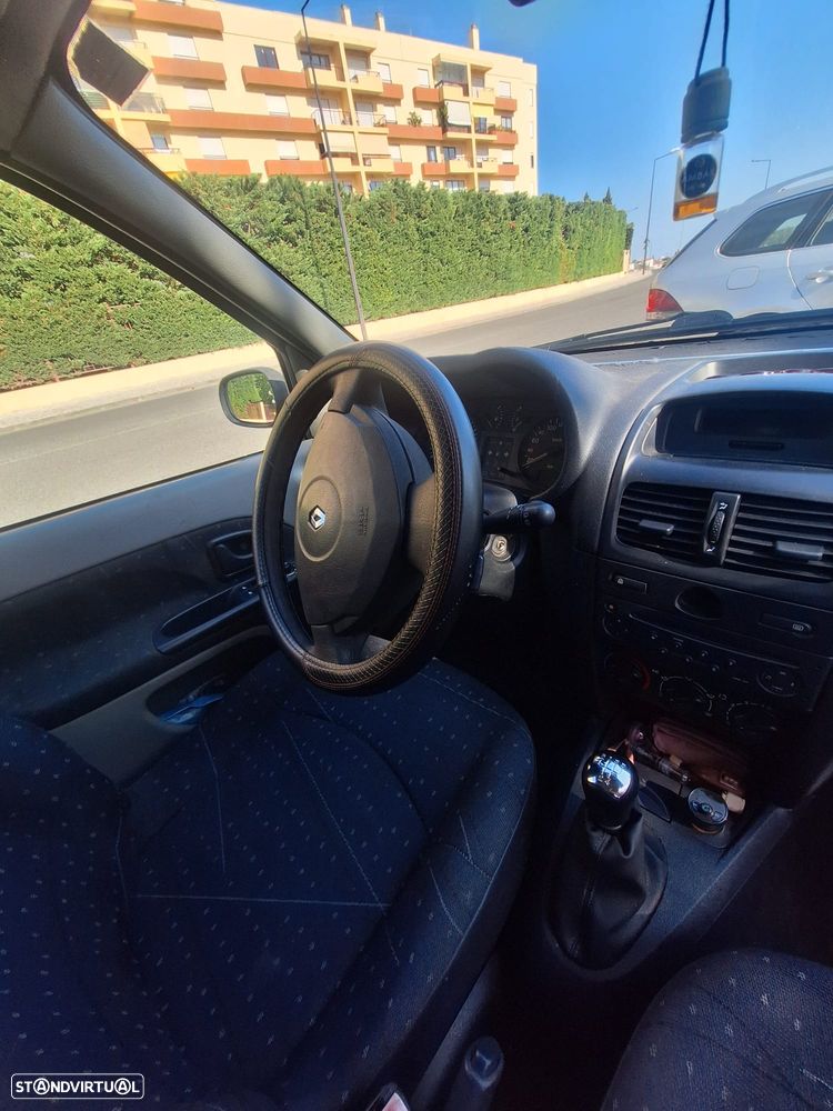 Renault Clio 1.5 dCi Authentique - 7