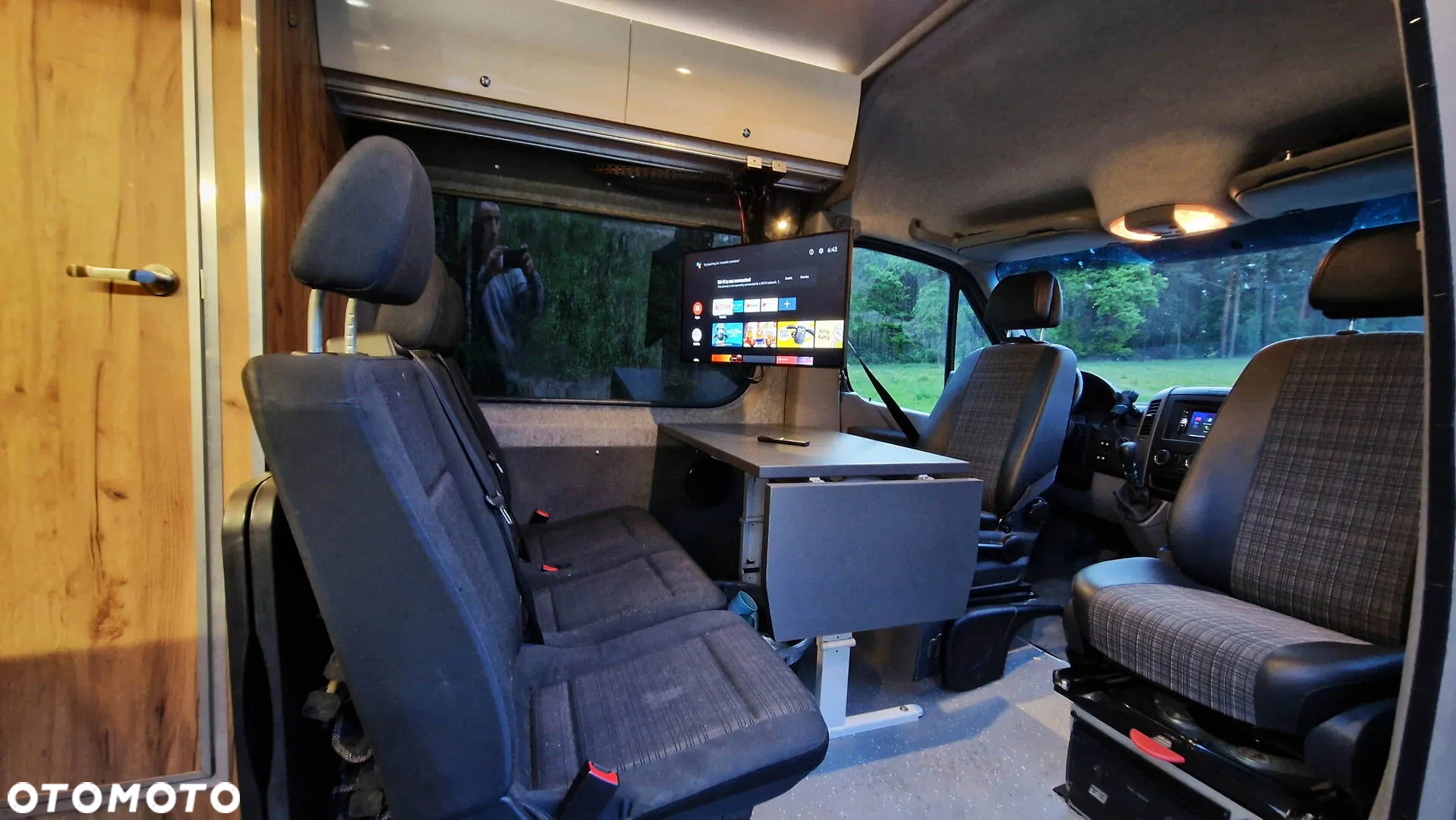 Mercedes-Benz Sprinter - 33
