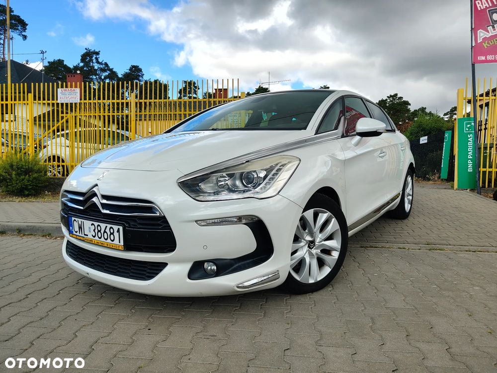 Citroën DS5 THP 155 SoChic - 1