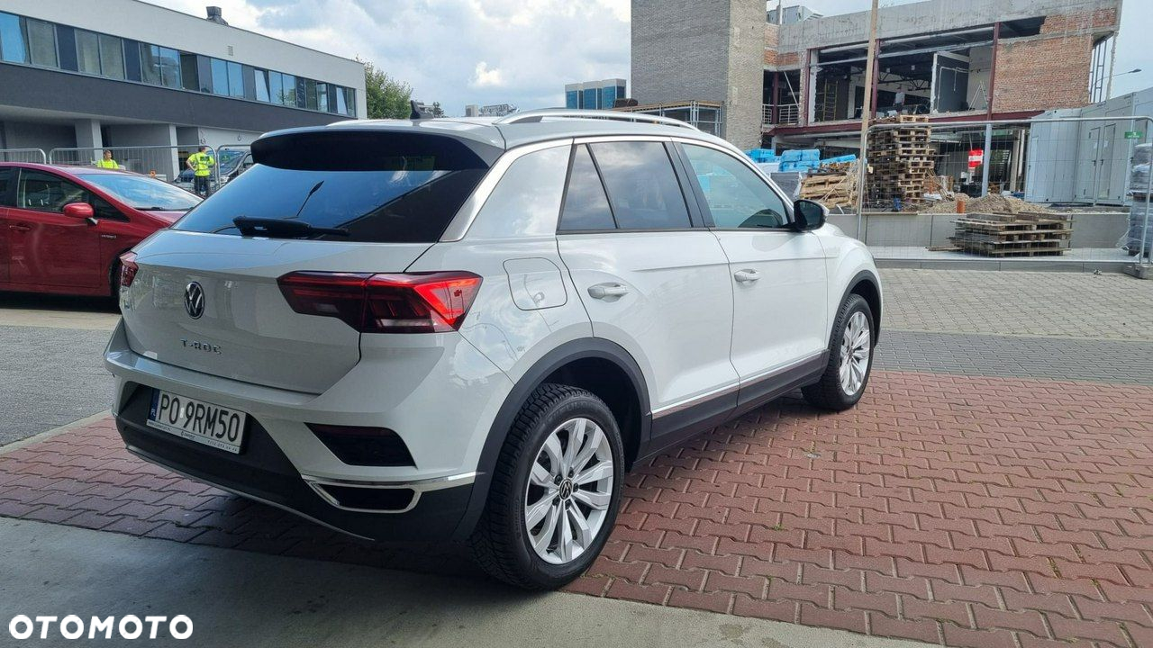 Volkswagen T-Roc - 3