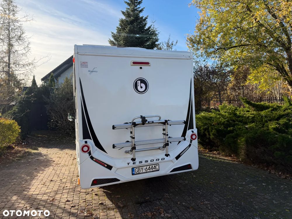 Benimar Tessoro 442 - 50A Victron, Solar 530W - 3