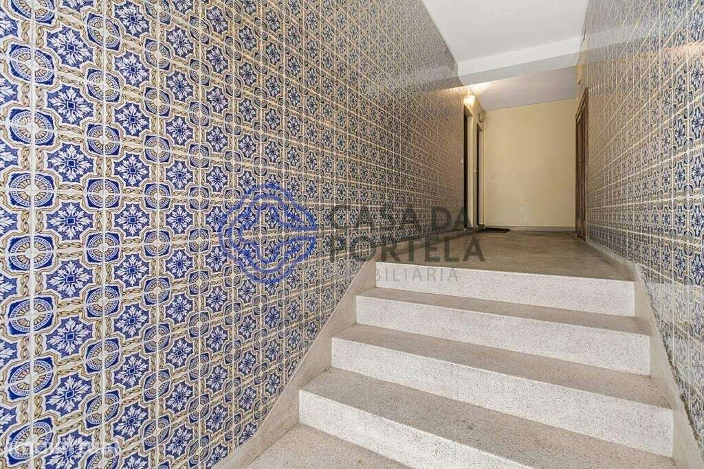 T2+1 Com Lugar de Garagem para arrendamento em S. Mamede Infesta - Grande imagem: 5/27