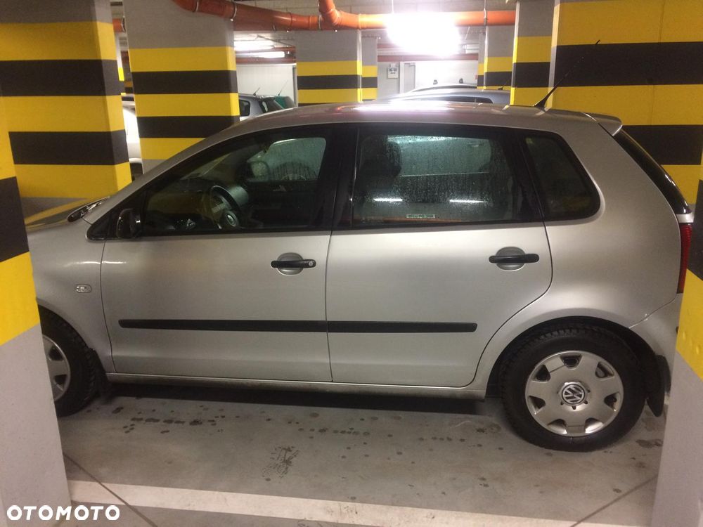 Volkswagen Polo 1.4 16V Basis - 3